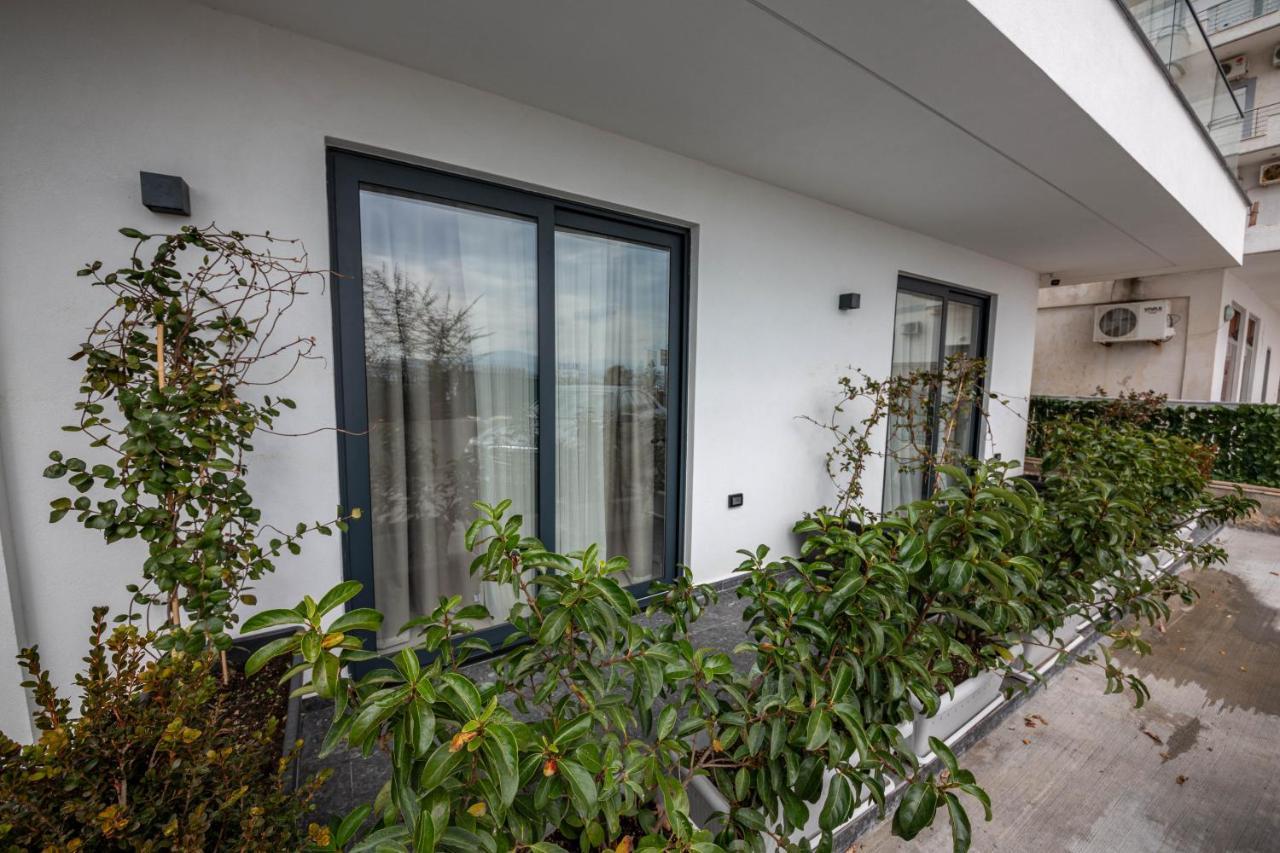 Hotel Portanova Sarande Exterior photo
